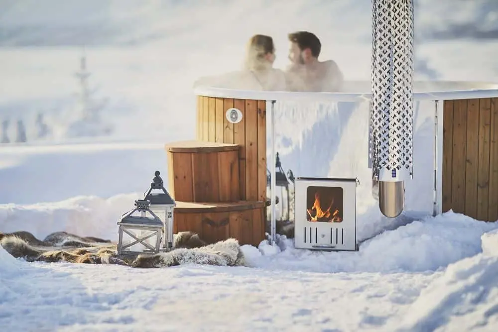 Deluxe Wood Fired Hot Tub With Liner - Limited Black Edition - Image 19